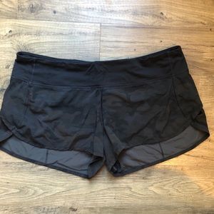 Lululemon speed shorts size 10